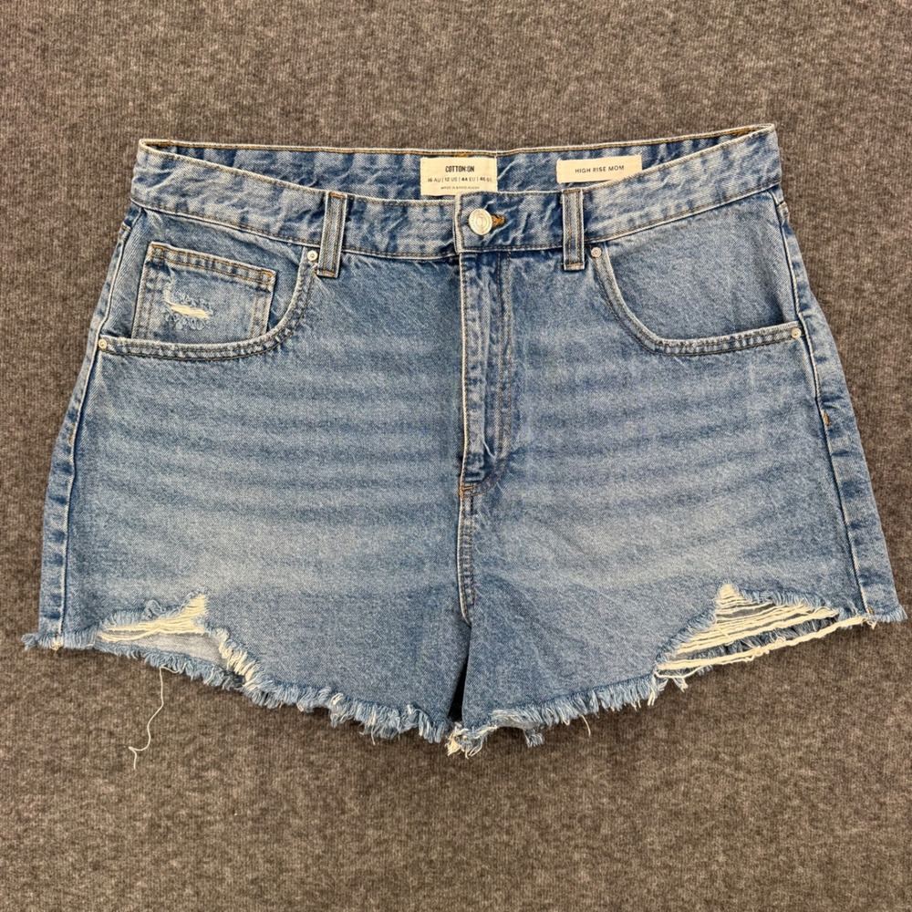 Cotton On High Rise Mom Denim Shorts Blue Distressed Frayed Hem Womens Size 12